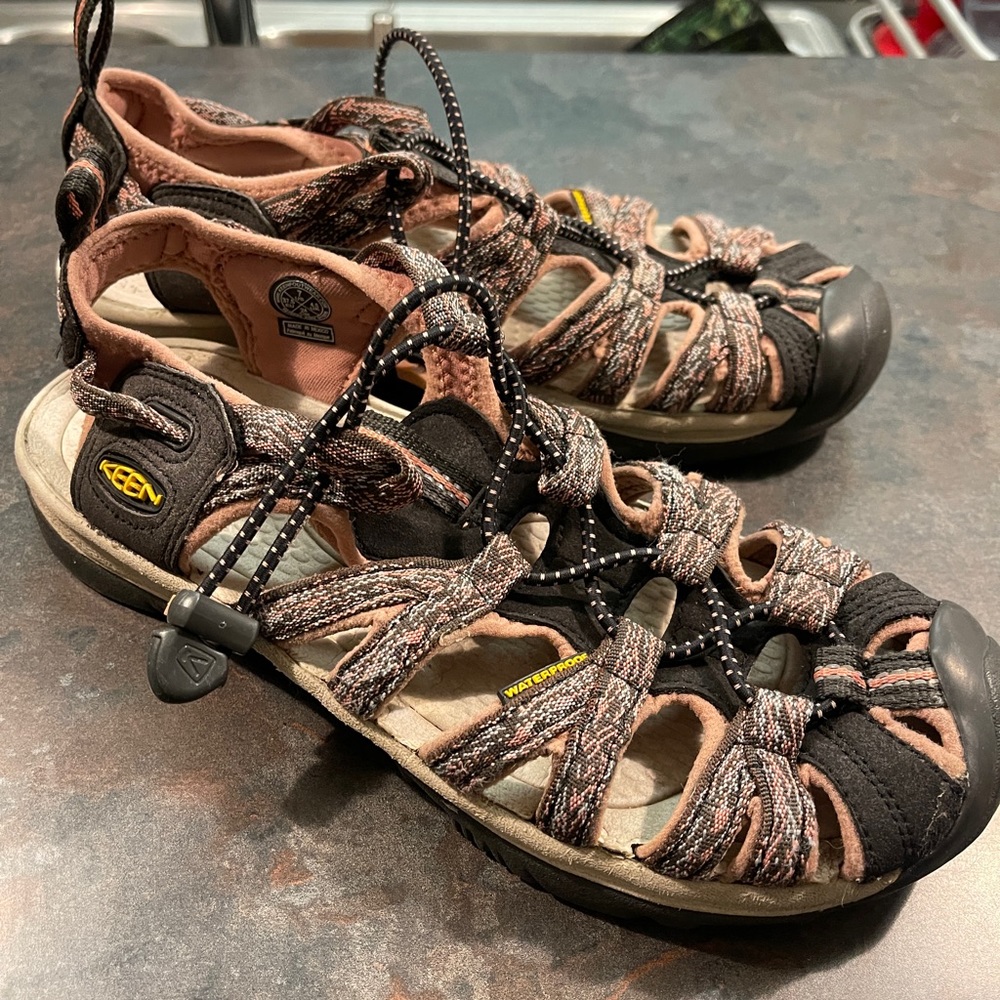 Keen whisper sandals
